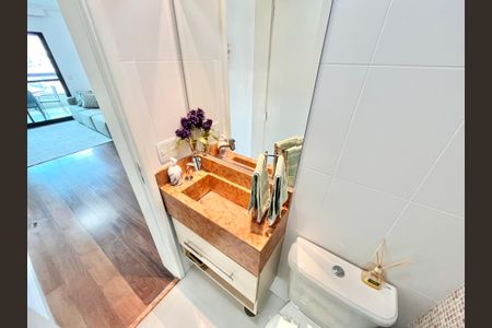 Apartamento à venda com 150m², 4 quartos e 3 vagas Apartamento à venda com 150m², 4 quartos e 3 vagasLavabo