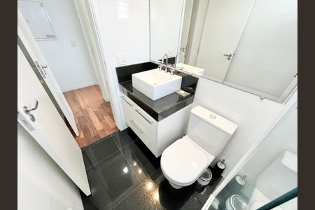 Apartamento à venda com 150m², 4 quartos e 3 vagas Apartamento à venda com 150m², 4 quartos e 3 vagasBanheiro da Suíte 2