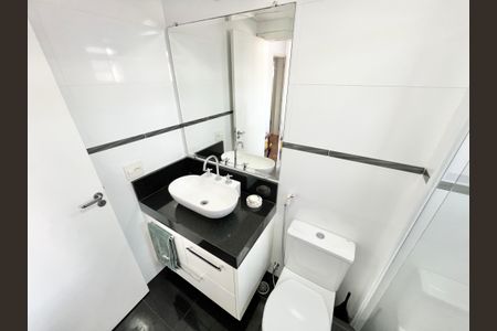 Apartamento à venda com 150m², 4 quartos e 3 vagas Apartamento à venda com 150m², 4 quartos e 3 vagasBanheiro da Suíte 3