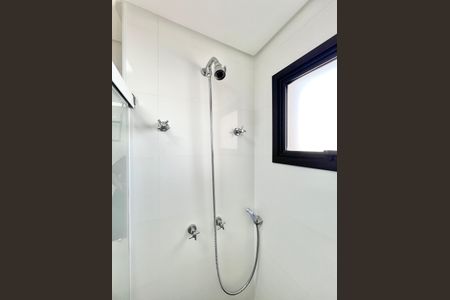 Apartamento à venda com 150m², 4 quartos e 3 vagas Apartamento à venda com 150m², 4 quartos e 3 vagasBanheiro da Suíte 2