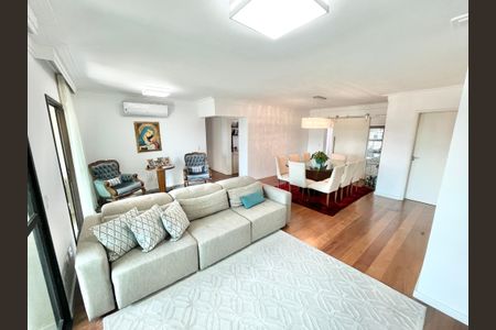 Apartamento à venda com 150m², 4 quartos e 3 vagas Apartamento à venda com 150m², 4 quartos e 3 vagasSala