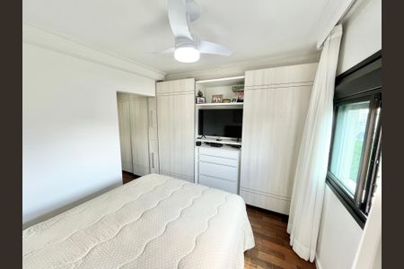 Apartamento à venda com 150m², 4 quartos e 3 vagas Apartamento à venda com 150m², 4 quartos e 3 vagasQuarto 4 - Suíte