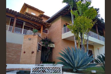 Casa para alugar com 838m², 5 quartos e 12 vagas