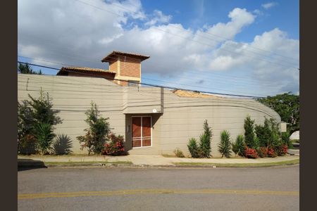 Casa para alugar com 838m², 5 quartos e 12 vagas