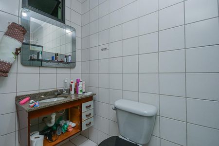 Casa à venda com 97m², 3 quartos e 1 vaga Casa à venda com 97m², 3 quartos e 1 vagaBanheiro 2