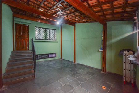 Casa à venda com 97m², 3 quartos e 1 vaga