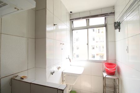 Apartamento para alugar com 70m², 2 quartos e 1 vagaÁrea de serviço