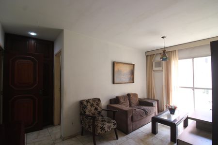 Sala de apartamento para alugar com 2 quartos, 70m² em Pechincha, Rio de Janeiro