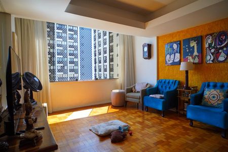 Sala de apartamento à venda com 3 quartos, 110m² em Rio Branco, Porto Alegre
