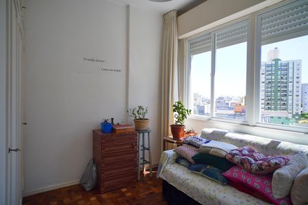 Quarto 2 de apartamento à venda com 3 quartos, 110m² em Rio Branco, Porto Alegre