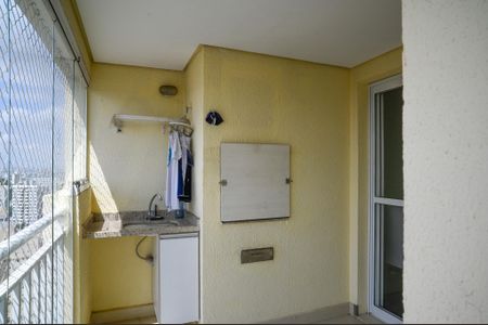 Apartamento para alugar com 75m², 3 quartos e 1 vagaVaranda