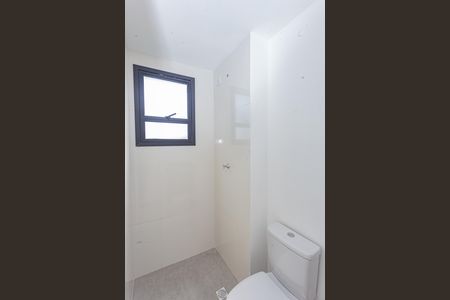 Banheiro de kitnet/studio para alugar com 1 quarto, 30m² em Bosque da Saúde, São Paulo