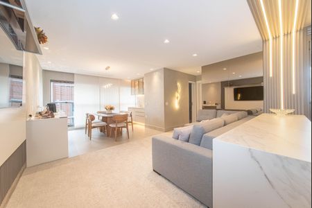 Sala de apartamento à venda com 2 quartos, 76m² em Itaim Bibi, São Paulo