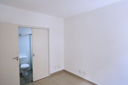 Apartamento à venda com 67m², 3 quartos e 2 vagasSuíte