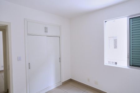 Apartamento à venda com 67m², 3 quartos e 2 vagasQuarto