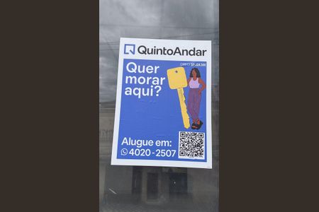 Casa para alugar com 450m², 5 quartos e 6 vagasPlaca instalada na fachada do imóvel. Cod SNOQ-902