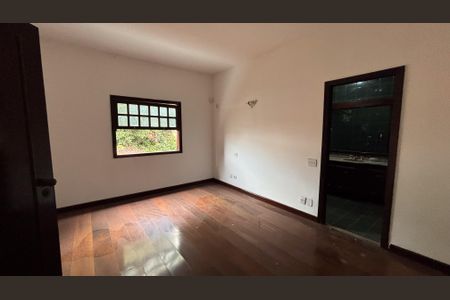 Casa para alugar com 450m², 5 quartos e 6 vagasSuíte 1