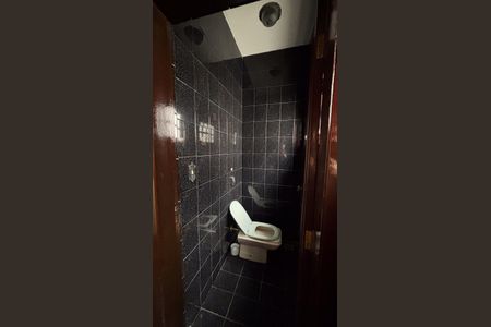 Casa para alugar com 450m², 5 quartos e 6 vagasLavabo