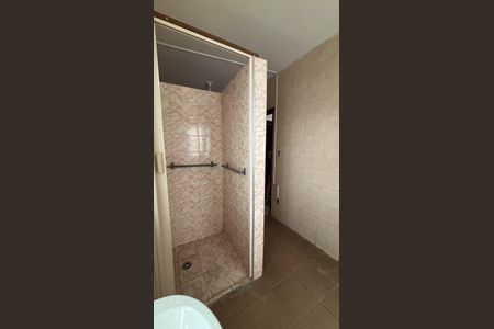 Casa para alugar com 450m², 5 quartos e 6 vagasBanheiro da Piscina