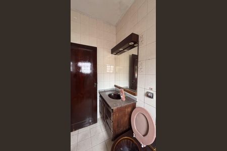 Casa para alugar com 450m², 5 quartos e 6 vagasBanheiro da Suíte 2