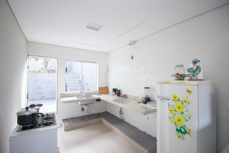 Casa à venda com 360m², 2 quartos e 1 vagaCozinha