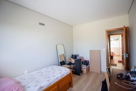 Casa à venda com 360m², 2 quartos e 1 vagaQuarto 1