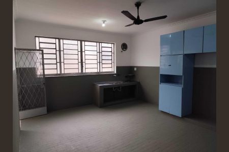 Casa para alugar com 5 quartos, 380m² em Centro, Nilópolis