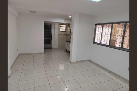 Casa para alugar com 5 quartos, 380m² em Centro, Nilópolis