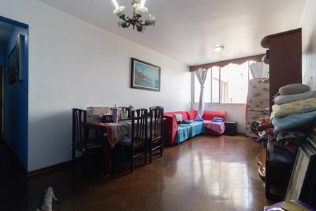 Apartamento à venda com 74m², 2 quartos e 1 vagaSala