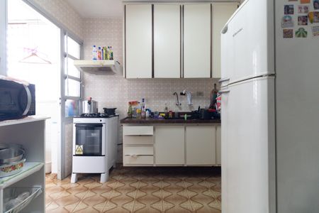 Apartamento à venda com 74m², 2 quartos e 1 vagaCozinha 