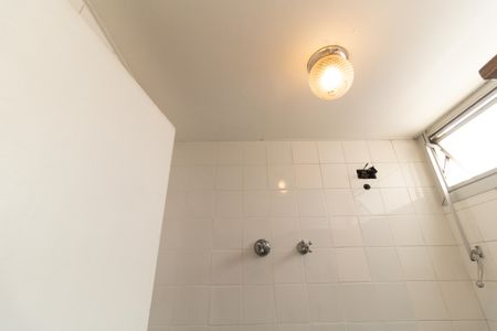 Apartamento à venda com 74m², 2 quartos e 1 vagaBanheiro de Serviço 