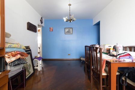 Apartamento à venda com 74m², 2 quartos e 1 vagaSala