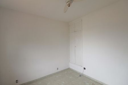 Casa de condomínio à venda com 65m², 2 quartos e 2 vagasQuarto