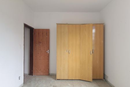 Casa de condomínio à venda com 65m², 2 quartos e 2 vagasQuarto