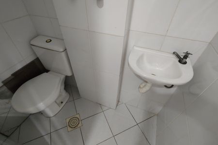 Apartamento à venda com 70m², 3 quartos e 1 vaga Apartamento à venda com 70m², 3 quartos e 1 vagaBanheiro de serviço