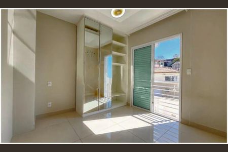 Casa de condomínio à venda com 99m², 3 quartos e 2 vagas