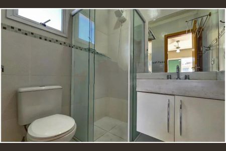 Casa de condomínio à venda com 99m², 3 quartos e 2 vagas Casa de condomínio à venda com 99m², 3 quartos e 2 vagasBanheiro