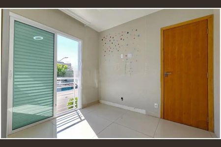 Casa de condomínio à venda com 99m², 3 quartos e 2 vagas Casa de condomínio à venda com 99m², 3 quartos e 2 vagasQuarto