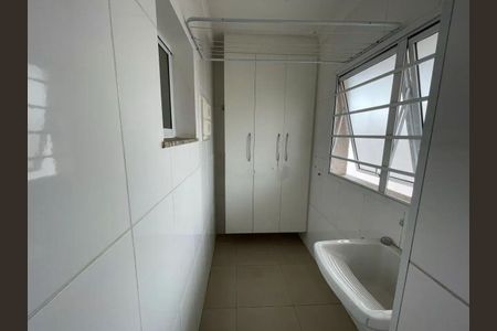 Casa de condomínio à venda com 99m², 3 quartos e 2 vagas Casa de condomínio à venda com 99m², 3 quartos e 2 vagasÁrea de serviço