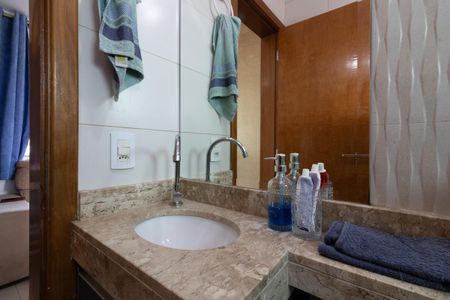Apartamento para alugar com 62m², 2 quartos e 1 vaga Apartamento para alugar com 62m², 2 quartos e 1 vagaBanheiro