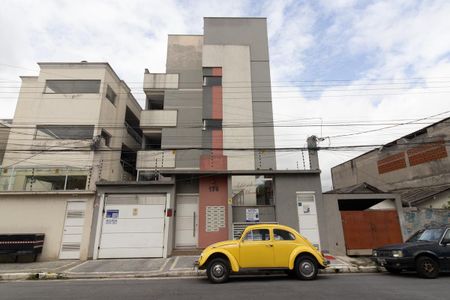 Apartamento para alugar com 62m², 2 quartos e 1 vaga Apartamento para alugar com 62m², 2 quartos e 1 vagaFachada
