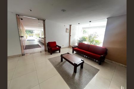 Apartamento para alugar com 68m², 2 quartos e 1 vagaHall