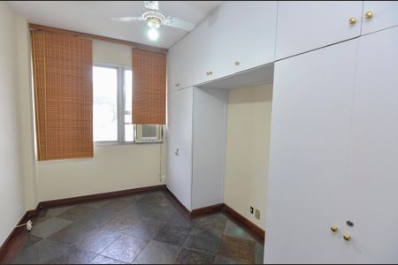 Apartamento para alugar com 68m², 2 quartos e 1 vagaQuarto 1