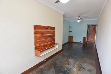 Apartamento para alugar com 68m², 2 quartos e 1 vagaSala