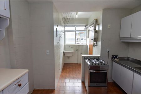 Apartamento para alugar com 68m², 2 quartos e 1 vagaCozinha