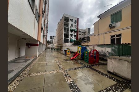 Apartamento para alugar com 68m², 2 quartos e 1 vagaÁrea comum