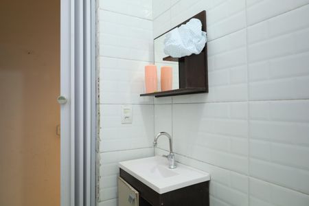 Casa à venda com 276m², 2 quartos e 1 vagaBanheiro