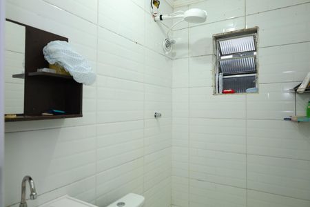 Casa à venda com 276m², 2 quartos e 1 vagaBanheiro