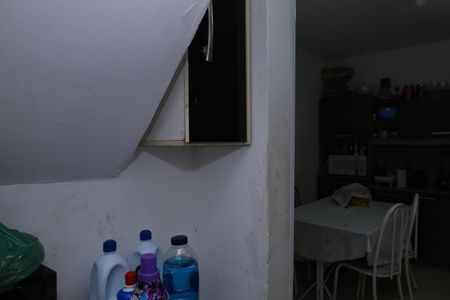 Casa à venda com 276m², 2 quartos e 1 vagaÁrea de Serviço