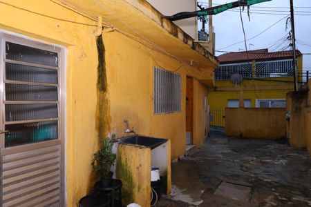 Casa à venda com 276m², 2 quartos e 1 vagaQuintal